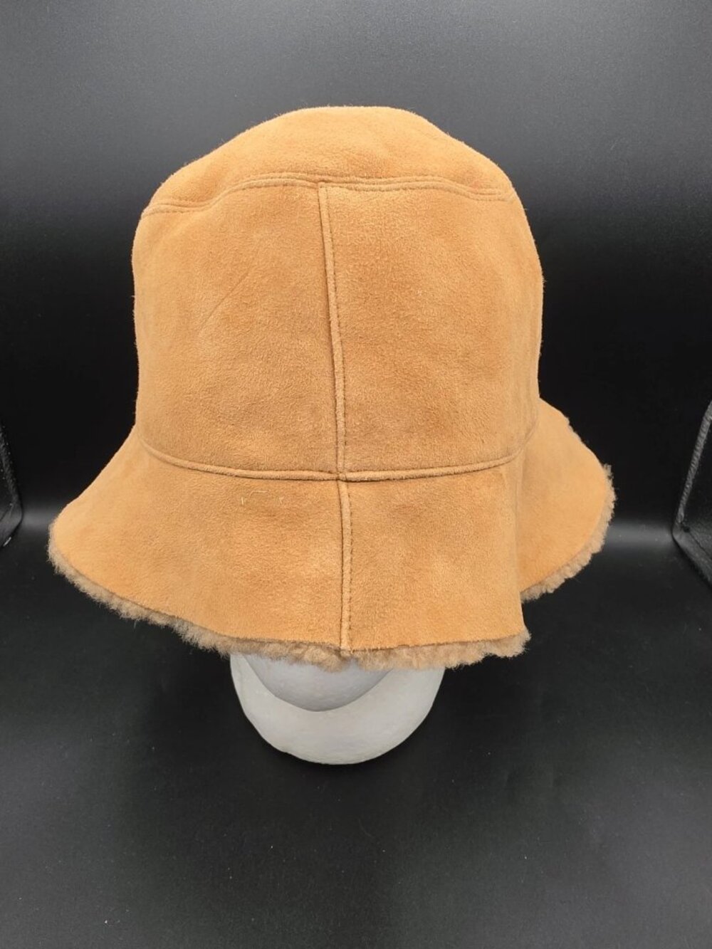 Coach Leather Bucket Hat Tan Trim Fur Lined Lamb M/L Lined Women NWOT Festival